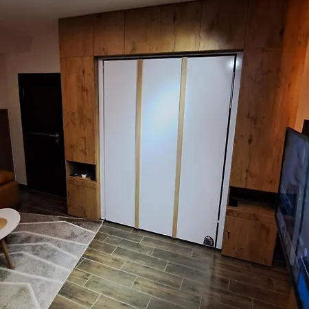 Najdanovic アパート *